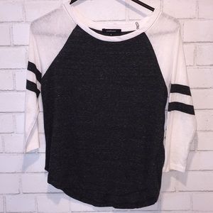 3 quarter sleeve top